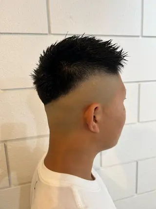 ショート メンズ 相澤 拳のヘアスタイル