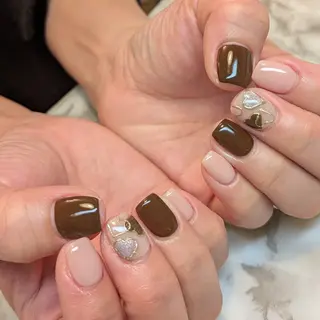 ネイル ジェヌインネイル 河内のネイルデザイン