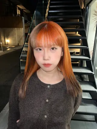 セミロング カラー ヘアアレンジ 原宿・デザインカラー YUI🤍ྀིのヘアスタイル