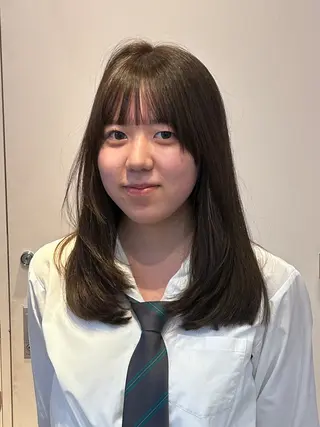 ミディアム カラー ナチュラル大人っぽい スタイル　MAORIのヘアスタイル