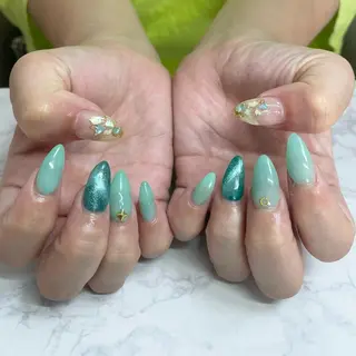 ネイル FELICE ﾌｪﾘｰﾁｪのネイルデザイン