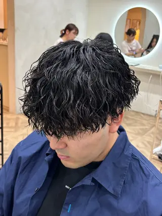 ショート パーマ メンズ パーマ職人DAIKI ツイスパ/波巻きのヘアスタイル