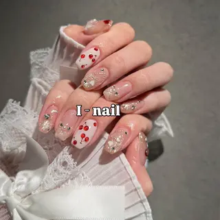ネイル I-nailロング /ワンホン/キラキラのネイルデザイン
