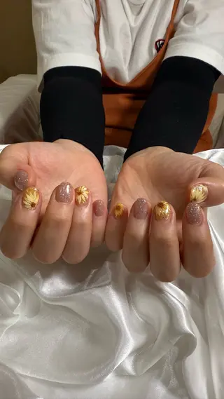 ネイル 栗林 夏鈴のネイルデザイン