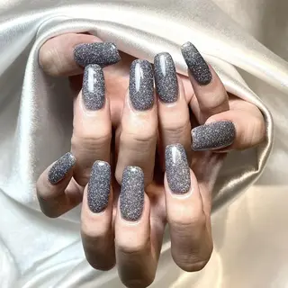 ネイル RAFFINE 月🦋🩵のネイルデザイン