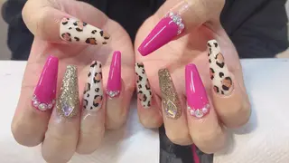 ロング ネイル 長さ出し専門 nynaのネイルデザイン