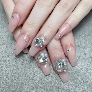 ネイル nailroom DIASOMNIAのネイルデザイン