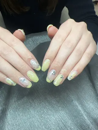 ネイル Kaka_ パラジェル、長さだしのネイルデザイン