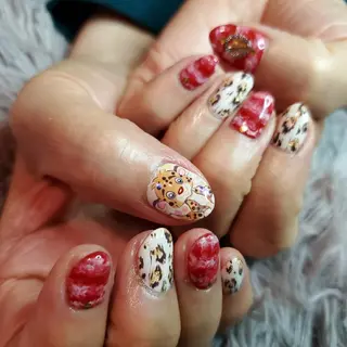 ネイル おで@ oderi_nailのネイルデザイン