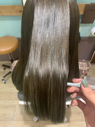 セミロング カラー ショート/ボブ/透明 感カラー/高橋あみのヘアスタイル