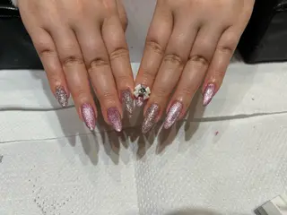 ネイル Na＋Nail所属・山口 真莉のネイルデザイン