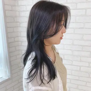 セミロング カラー abilita AZUSAのヘアスタイル