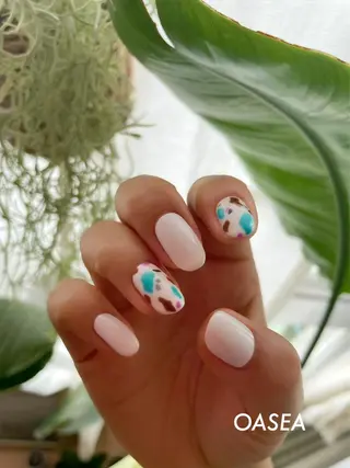 ネイル 🌞💜 KAORI 🌴のネイルデザイン