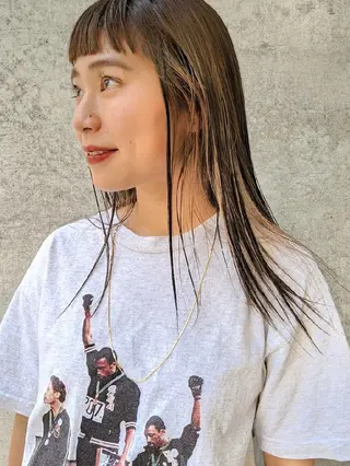 セミロング カラー ヘアアレンジ 南堀江 möwen ( メーヴェ )所属・mowen RUIのヘアスタイル