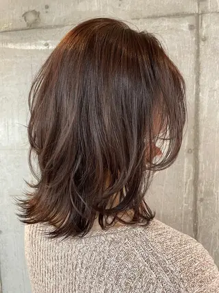 ミディアム カラー 女性に人気♪ はやしほのかのヘアスタイル