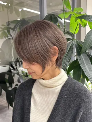 ショート GBG高崎店所属・白髪ぼかし専門/冨澤 優のヘアスタイル