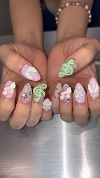 ネイル 👽個性派ネイル🎀 komachiのマツエク・マツパデザイン