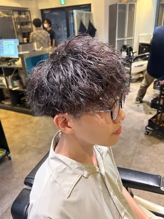 メンズ QUONHEAL谷町店所属・スガワラ レオのヘアスタイル