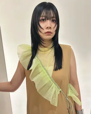 ロング カラー Loom.所属・村上雅人 ナチュラルモードのヘアスタイル