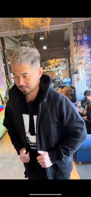 ショート カラー men'shair TAO East店所属・メンズ 眉ワックス脱毛の眉毛・アイブロウイメージ