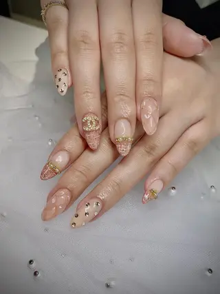 ネイル I-nailロング /ワンホン/キラキラのネイルデザイン