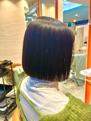 ミディアム カラー うしだ かおるのヘアスタイル