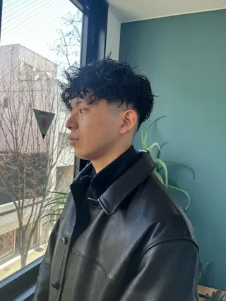 ショート パーマ 嶋田 裕太のヘアスタイル