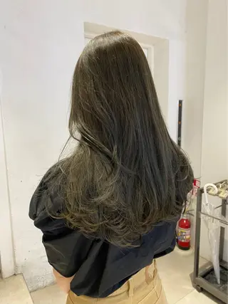 セミロング ハイトーンカラー 🌙Mina🌙のヘアスタイル