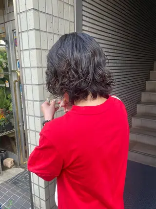 ミディアム パーマ メンズ RIN／韓国ヘア レイヤーカットのヘアスタイル