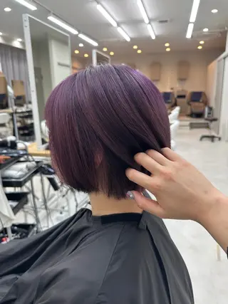 ショート カラー Aura所属・丸山 心 / 艶カラーのヘアスタイル