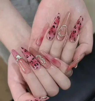 ネイル Ryu Nail Studio所属・Ryu Nail 新大久保のネイルデザイン