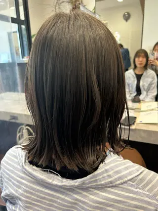 ミディアム 美容しょうへいの店所属・吉川 茉由子のヘアスタイル