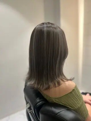 ミディアム カラー &chaLme   心斎橋所属・emi/髪質改善/ 韓国風/艶カラーのヘアスタイル