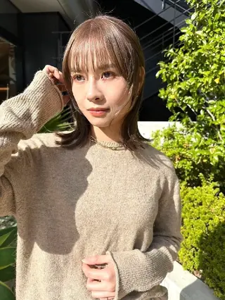 ミディアム カラー mood 髪質改善 ダブルカラーのヘアスタイル