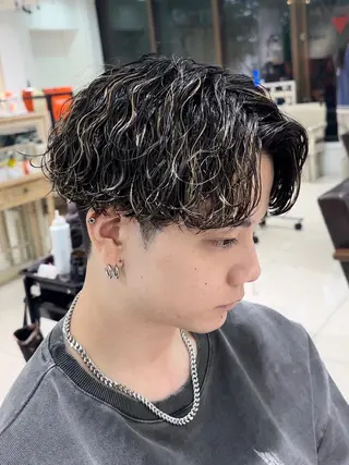 メンズ SALOWIN渋谷caldo店B1所属・岐津公太 メンズ縮毛矯正のプロのヘアスタイル