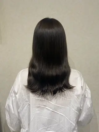 セミロング カラー N°+aero 😊れいか😊のヘアスタイル