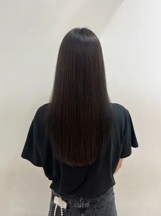 ロング カラー 荒川 三希のヘアスタイル