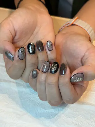 ネイル ラヴィアンローズ所属・S. kurumiのネイルデザイン