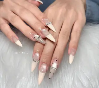 ネイル HIN NAILのネイルデザイン