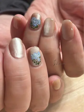 ネイル SHE所属・SHE adusaのネイルデザイン