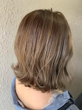 ミディアム カラー サダハルカ ｜chouetteのヘアスタイル