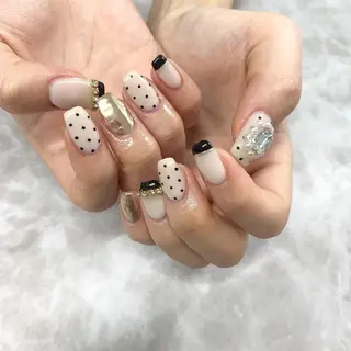 カラー ネイル アイブロウ pu muのネイルデザイン