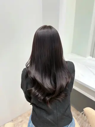 ロング レイヤーカット┊ 透 明感カラー┊ YUIのヘアスタイル