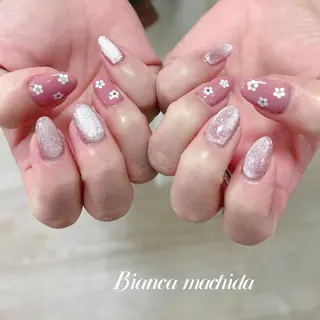 ネイル Bianca 🌟 yanagihasiのネイルデザイン