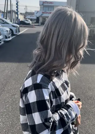 カラー BEEST所属・ate 【暖色/ハイトーン】のヘアスタイル