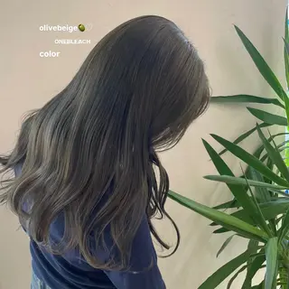 ロング 小宮山 桃加のヘアスタイル