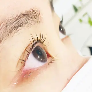 マツエク・マツパ メンズアイブロウ MAXIの眉毛・アイブロウイメージ