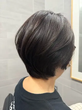 ショート カラー ferna所属・吉野 正啓のヘアスタイル