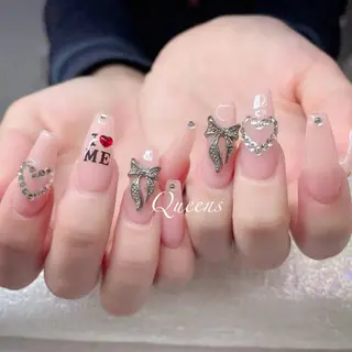 ネイル Queens マオのネイルデザイン