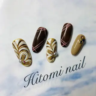 ネイル 大澤 瞳のネイルデザイン